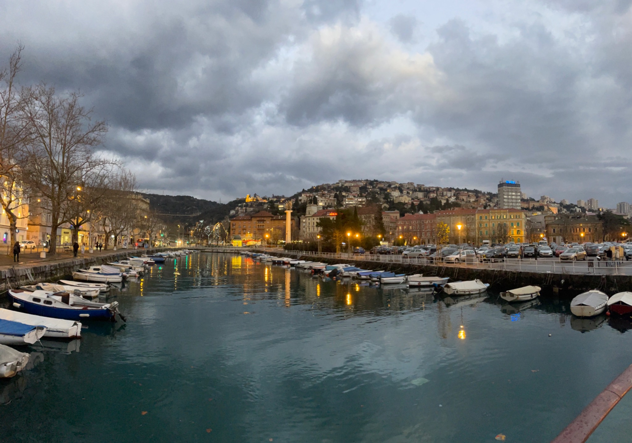 Rijeka Zentrum und Hafen